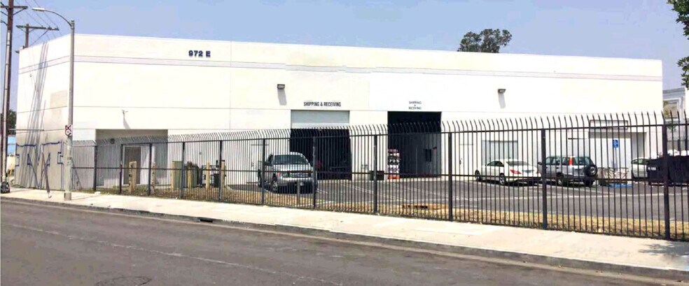 More Photos Of 936-972 E 31st St, Los Angeles Warehouse For Sale