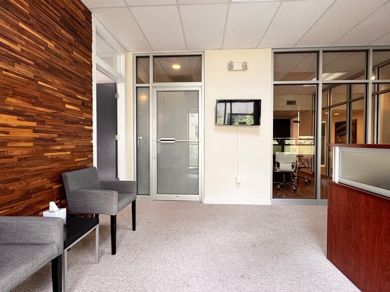 More Photos Of 669 Berkmar Ct, Charlottesville Office For Sale