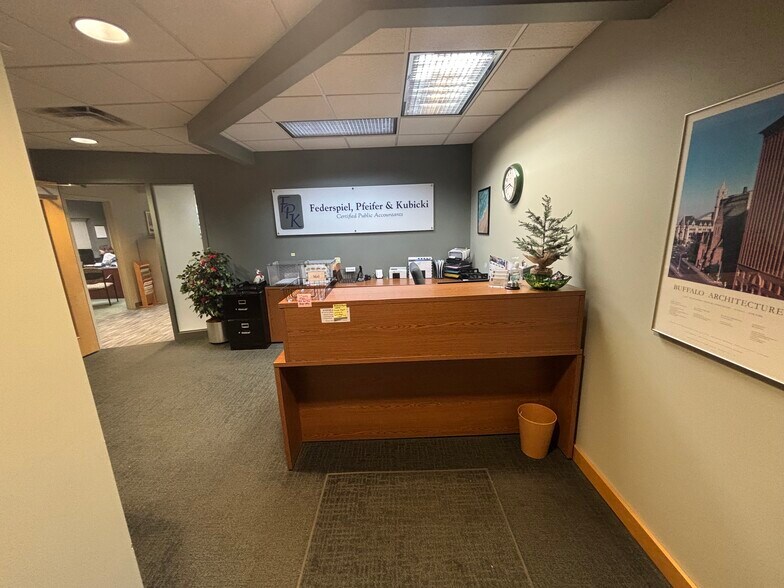 More Photos Of 4600 Main St, Williamsville Medical For Lease