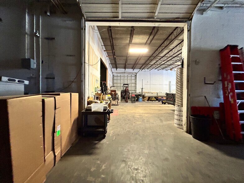More Photos Of 5410 NW 12th Ave, Fort Lauderdale Warehouse For Sale