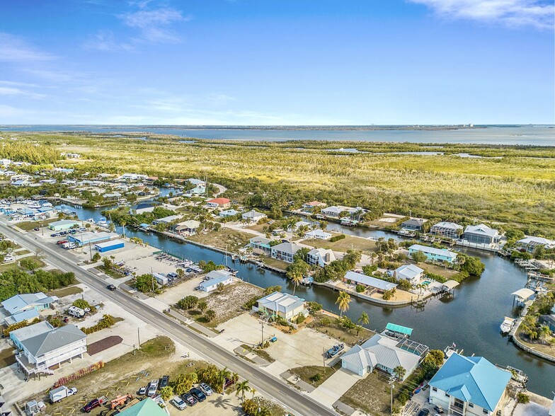 More Photos Of 3226 Stringfellow Rd, Saint James City Apartments For Sale