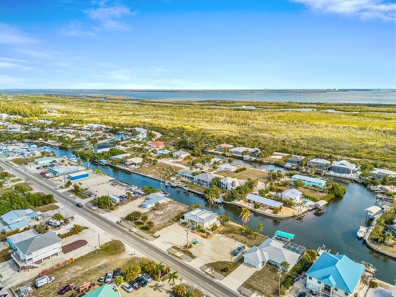 More Photos Of 3226 Stringfellow Rd, Saint James City Apartments For Sale