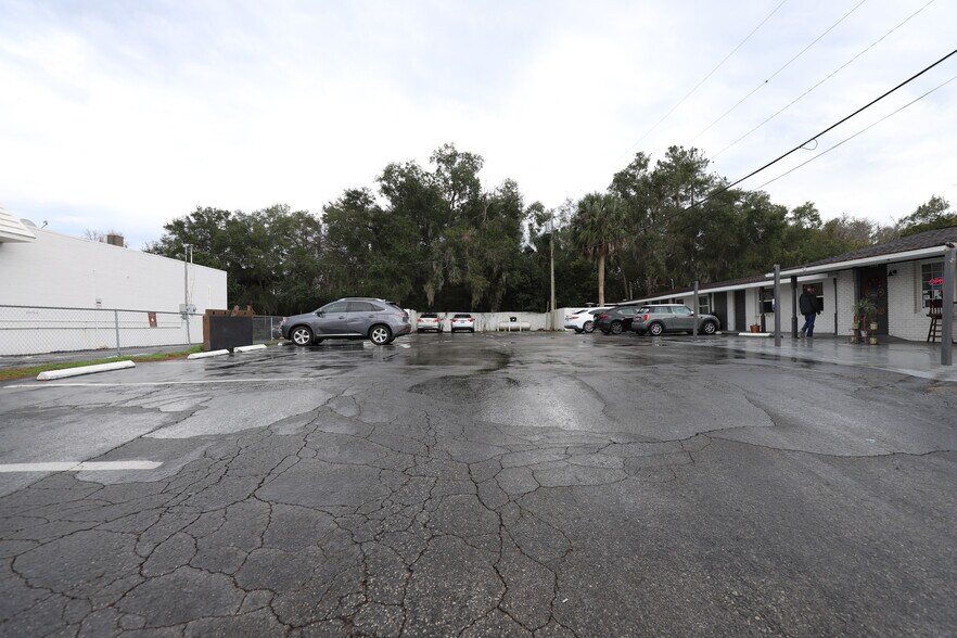 More Photos Of 12169 S Williams St, Dunnellon Restaurant For Sale