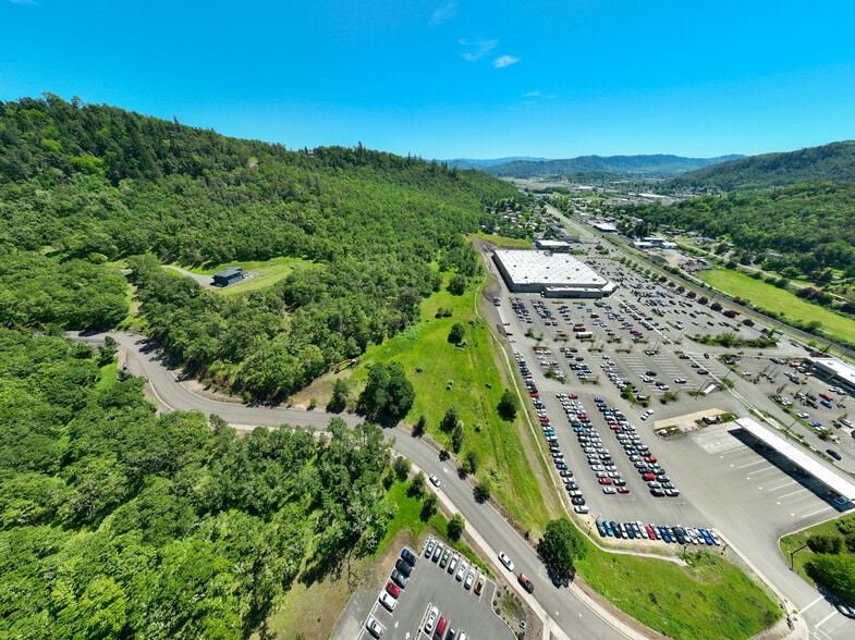 More Photos Of NE Kenneth Ford Dr, Roseburg Land For Sale