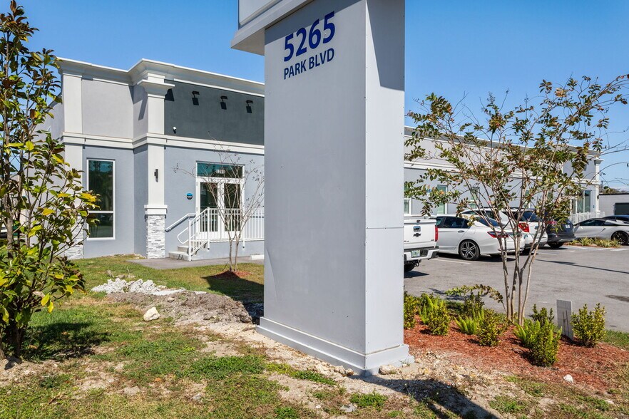 Primary Photo Of 5265 Park Blvd, Pinellas Park Office For Lease