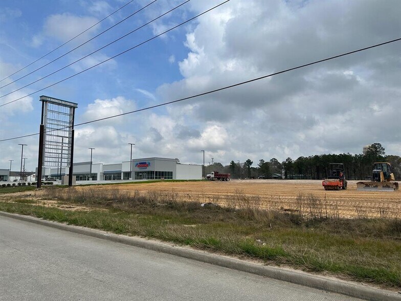 More Photos Of 24255 Highway 59, Porter Land For Sale