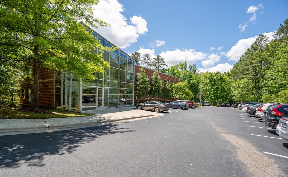 More Photos Of 141 Providence Rd, Chapel Hill Office Residential For Sale