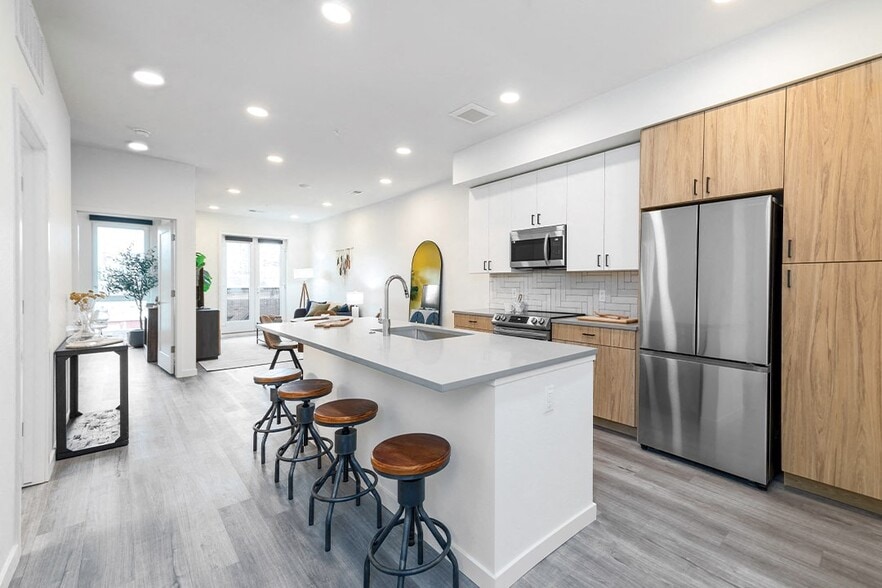 More Photos Of 1040 Santa Fe Dr, Denver Apartments For Lease