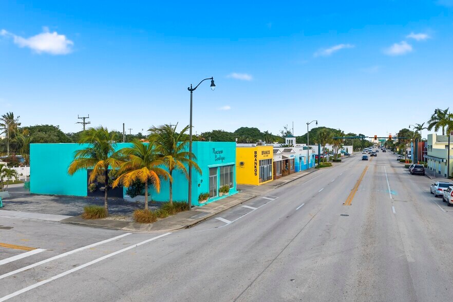 More Photos Of 5023 S Dixie Hwy, West Palm Beach Storefront For Lease