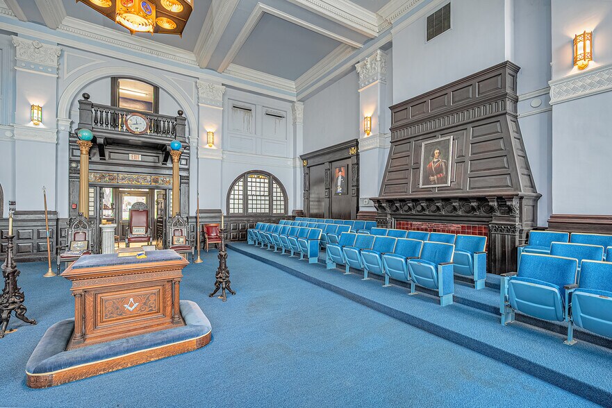 More Photos Of 100 E Bay St, Savannah Lodge Meeting Hall For Sale