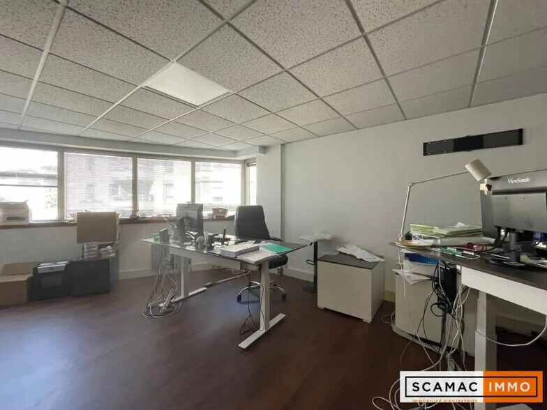More Photos Of , Le Kremlin-Bicêtre Office For Sale