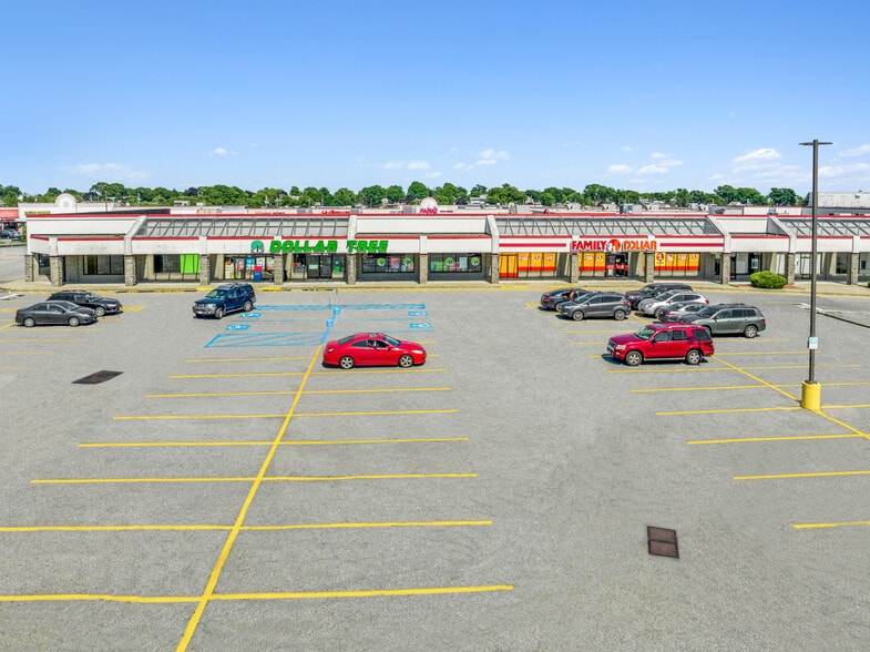 More Photos Of 500-950 Kings Hwy, New Bedford Unknown For Lease