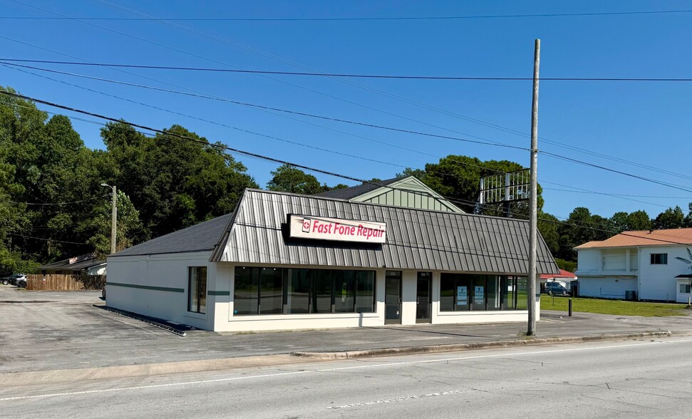 Primary Photo Of 505 Main st, Havelock Office For Lease