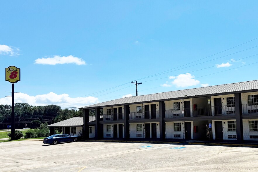 More Photos Of 999 Cooper Rd, Picayune Hotel For Sale