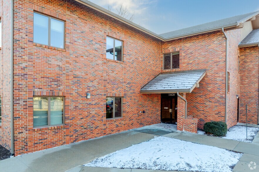 More Photos Of 11620 Arbor St, Omaha Office For Lease