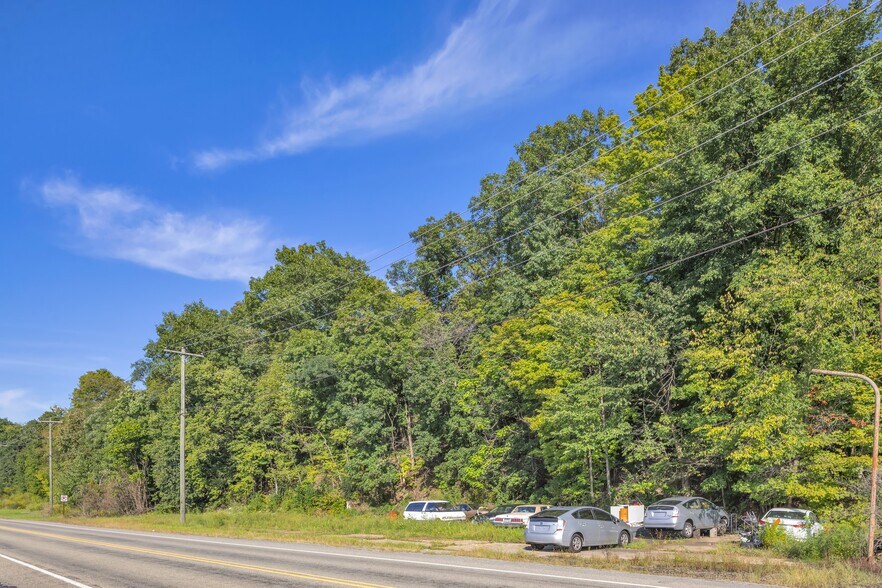 More Photos Of 548 Hill St, Mc Grann Flex For Sale