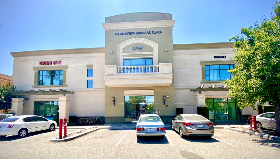 More Photos Of 13768 Roswell Ave, Chino Medical For Lease