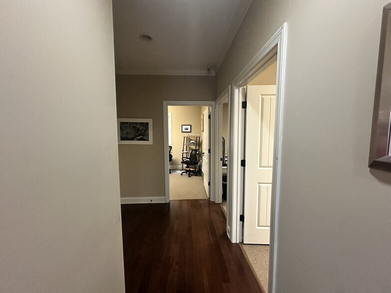 More Photos Of 102 Mary Alice Park Rd, Cumming Loft Creative Space For Lease
