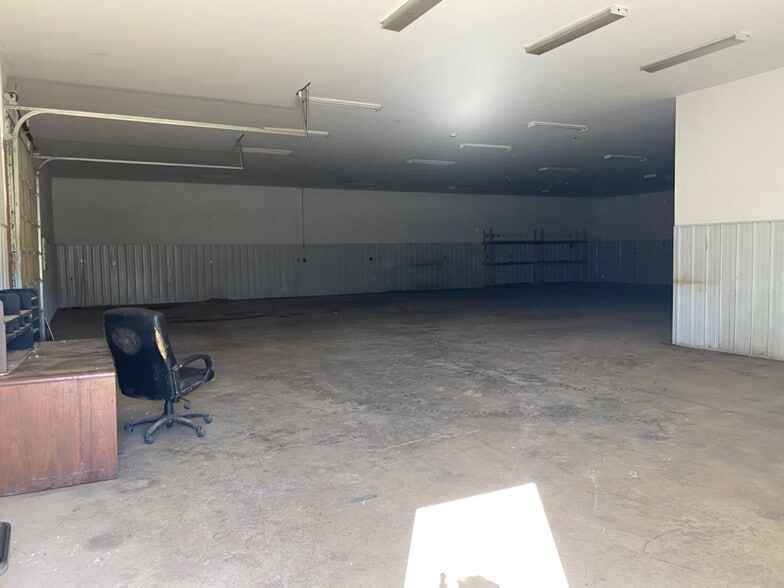 More Photos Of 4760 Roane State Hwy, Rockwood Warehouse For Lease