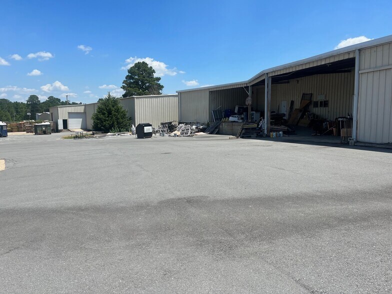More Photos Of 11714 Arch St Pike, Little Rock Warehouse For Lease