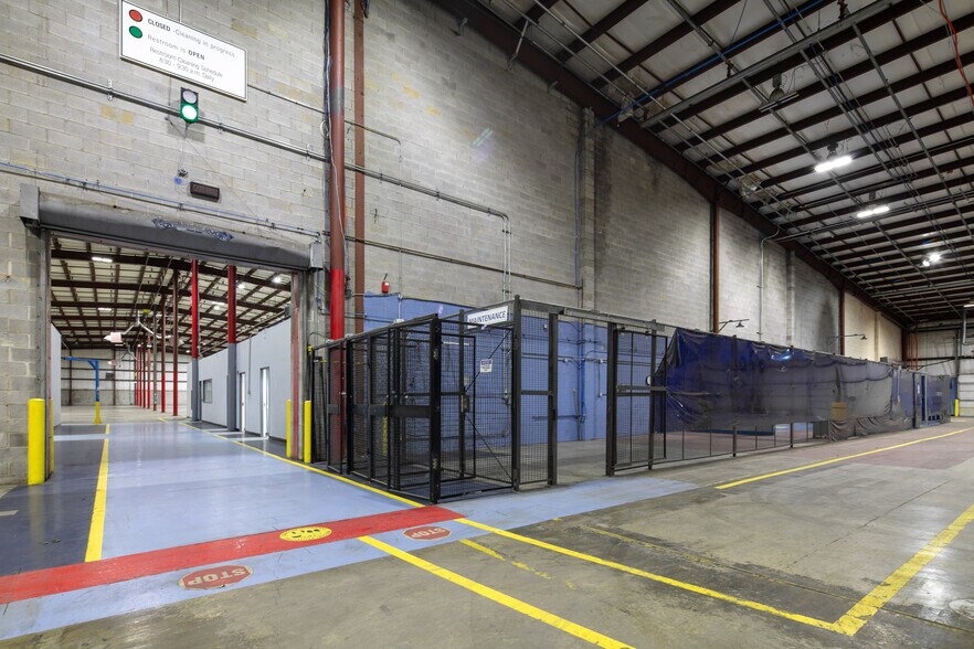 More Photos Of 108 Summer Ct, Georgetown Warehouse For Lease
