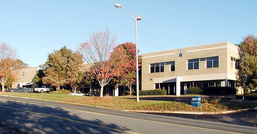 More Photos Of 2270 Northwest Pky, Marietta Light Manufacturing For Lease