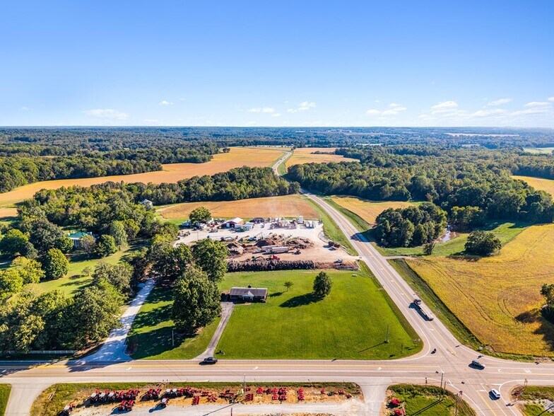 More Photos Of 2819 Highway 54, Paris Industrial For Sale