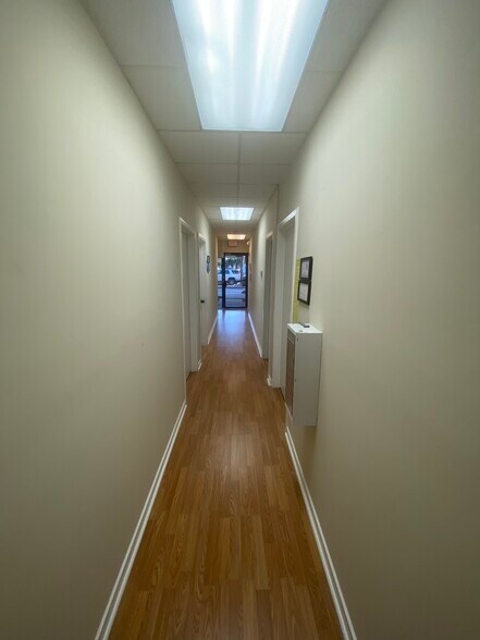 More Photos Of 2201 Boundary St, Beaufort Loft Creative Space For Sale