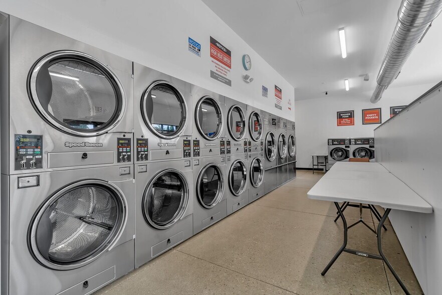 More Photos Of 1450 Ridge, West Seneca General Retail For Sale