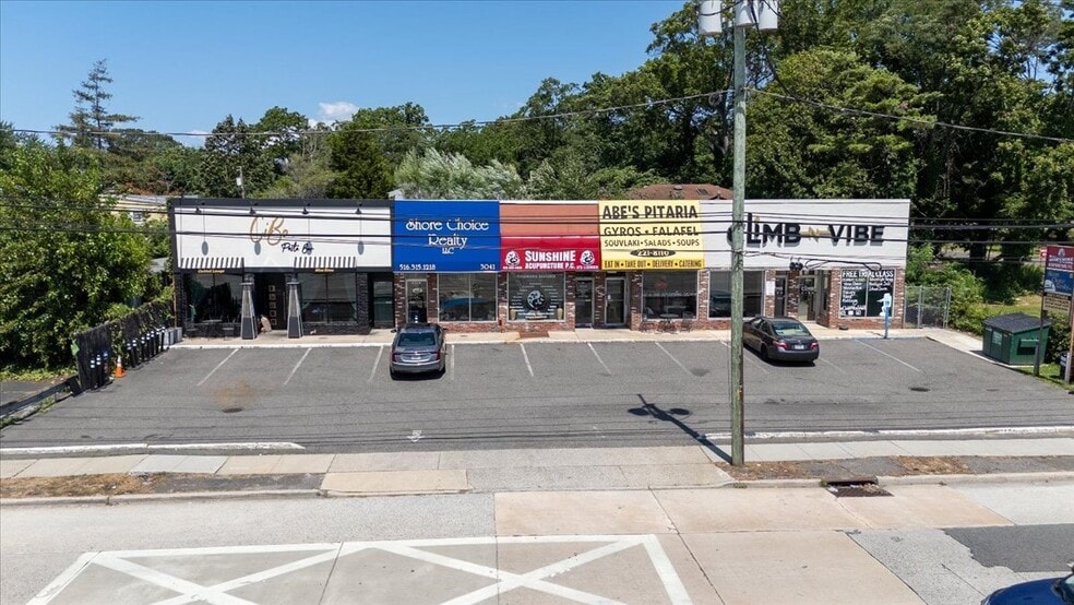 More Photos Of 3037-3049 Merrick Rd, Wantagh Restaurant For Sale