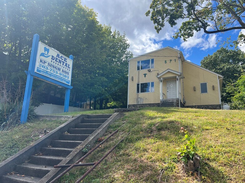 Primary Photo Of 571 Wolcott St, Waterbury Office For Lease