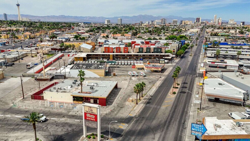 More Photos Of 2100 Fremont St, Las Vegas Restaurant For Sale