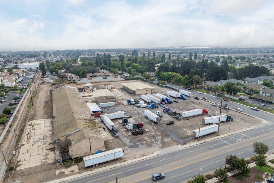 More Photos Of 714 S Blosser Rd, Santa Maria Industrial For Sale