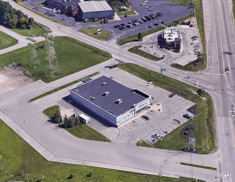 More Photos Of 1075 Ashland Rd, Mansfield Drugstore For Lease