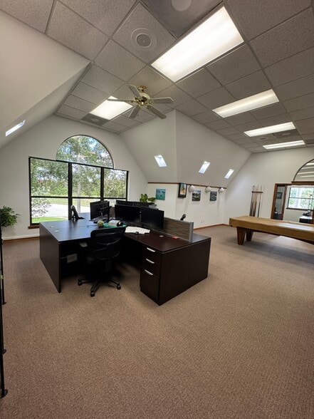 More Photos Of 300 E New Haven Ave, Melbourne Office For Sale