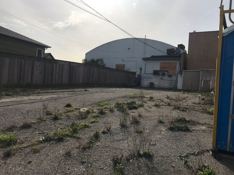 More Photos Of 744 El Camino Real, South San Francisco Restaurant For Lease