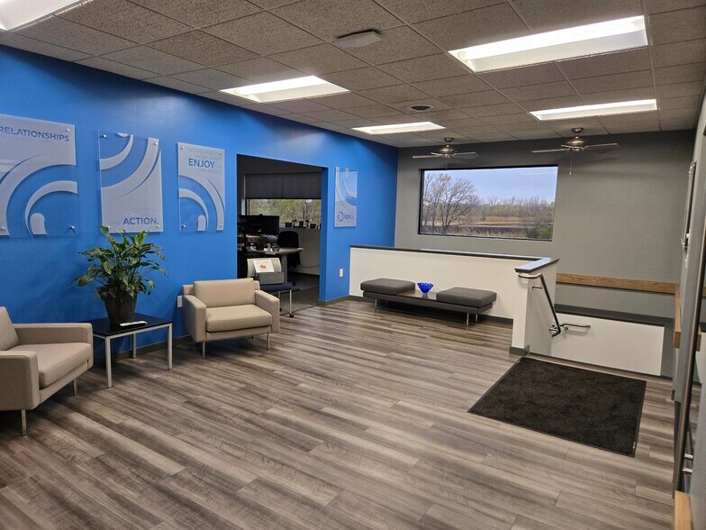 More Photos Of 3305 MN-60, Faribault Office For Sale