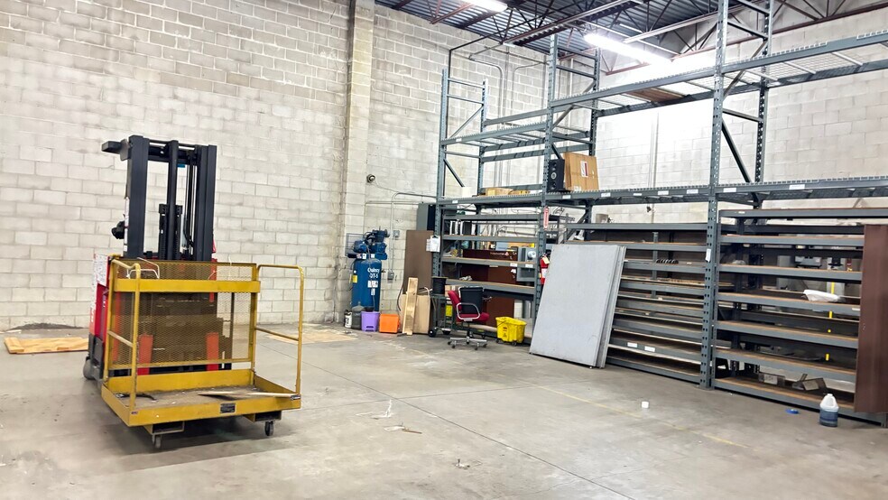 More Photos Of 3074 84th Ln NE, Blaine Manufacturing For Lease