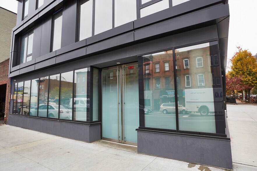 More Photos Of 161 12th St, Brooklyn Storefront Retail Office For Sale