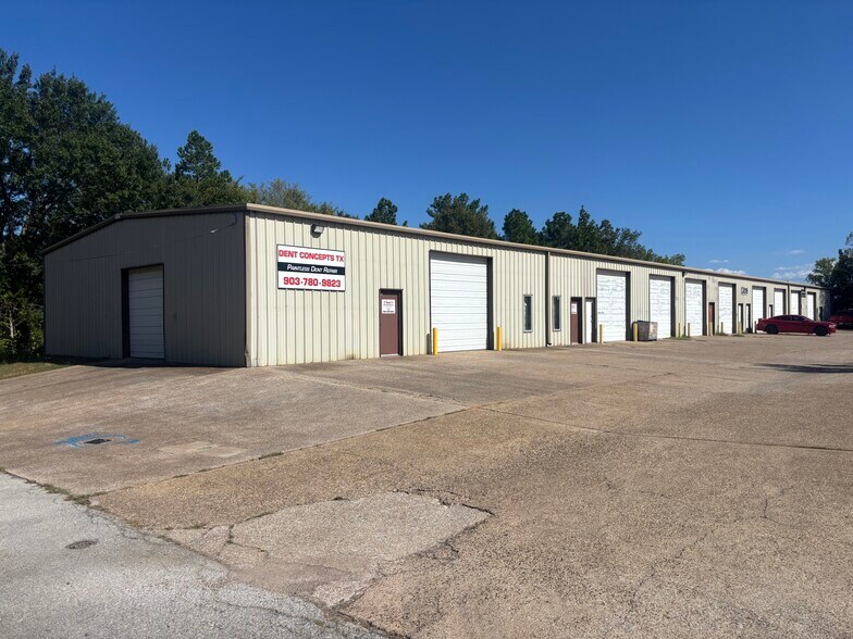 Primary Photo Of 3816 Timms St, Tyler Warehouse For Sale