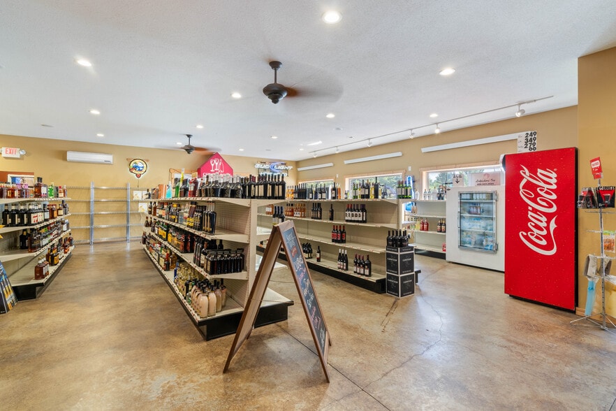 More Photos Of 54 Thomson Rd, Esko General Retail For Sale