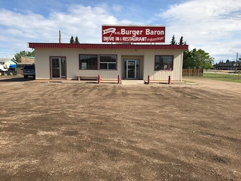 More Photos Of 5004 45 Ave, Mayerthorpe Restaurant For Sale