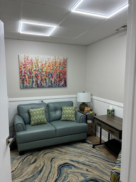 More Photos Of 812 Poole Ave, Hazlet Medical For Sale