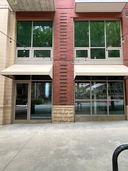 Primary Photo Of 905 Juniper St, Atlanta Apartments For Sale