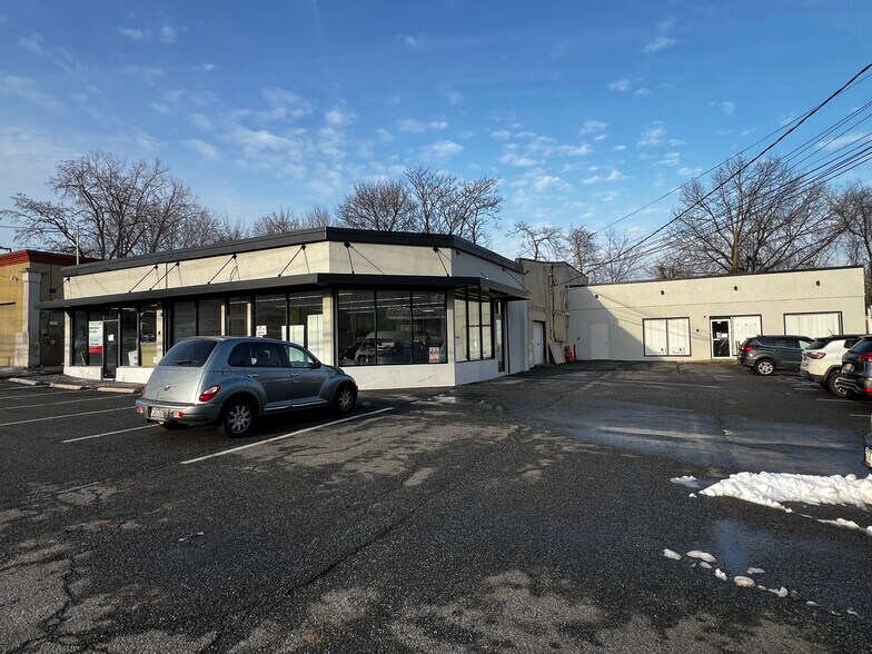 More Photos Of 72-76 Route 59, Spring Valley Freestanding For Lease