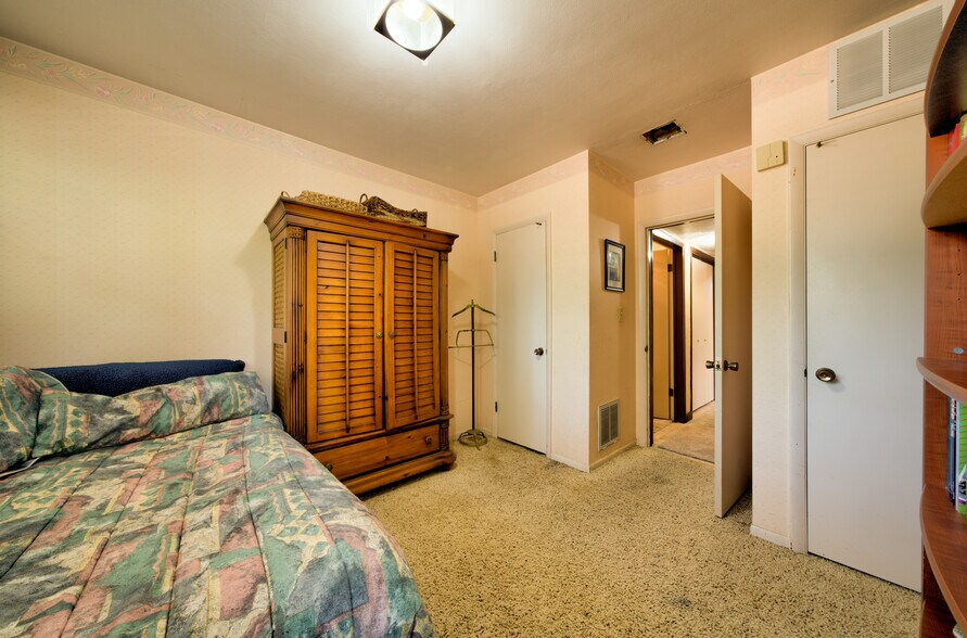 More Photos Of 5635 7th Ave N, Saint Petersburg Land For Sale