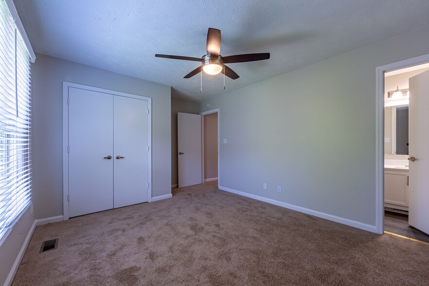 More Photos Of 5217-5336 Tern Pl, Fayetteville Apartments For Sale