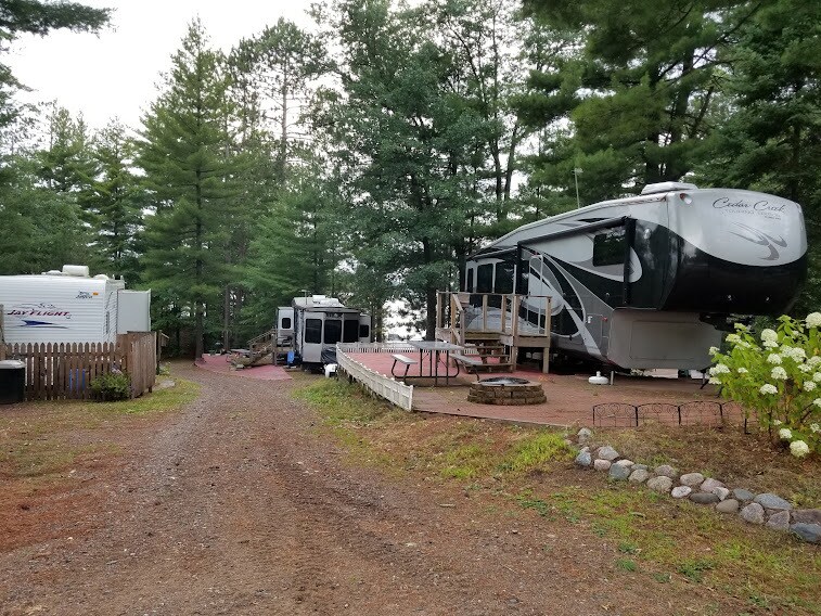 More Photos Of W4249 Pine Pointe Ln, Tomahawk Trailer Camper Park For Sale