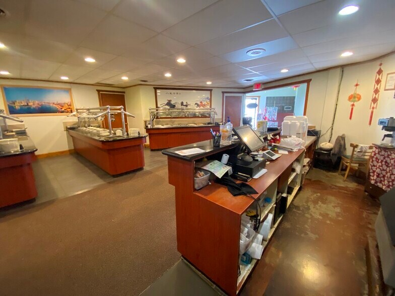 More Photos Of 221 Washington Ave, Riverton Religious Facility For Sale