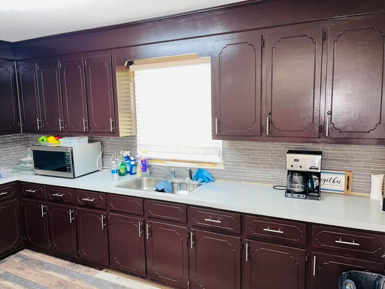 More Photos Of 301 W Main St, Stoneville Office For Sale